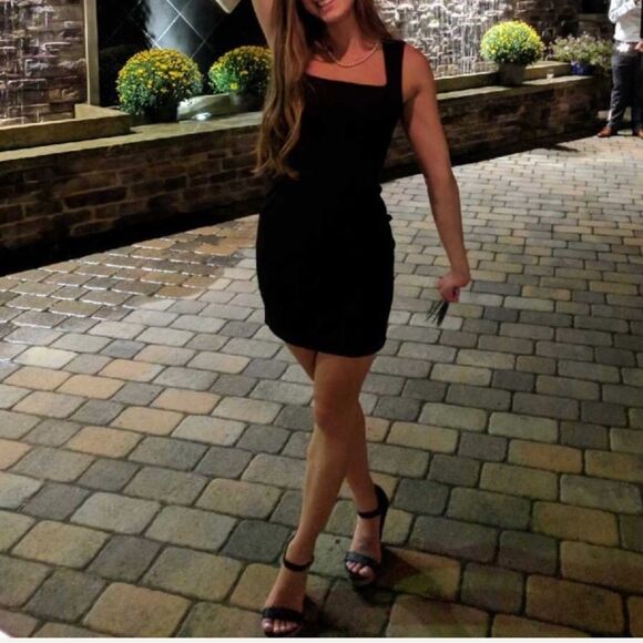 Banana republic black dress 💕HUGE CLOSET SALE - Picture 7 of 7